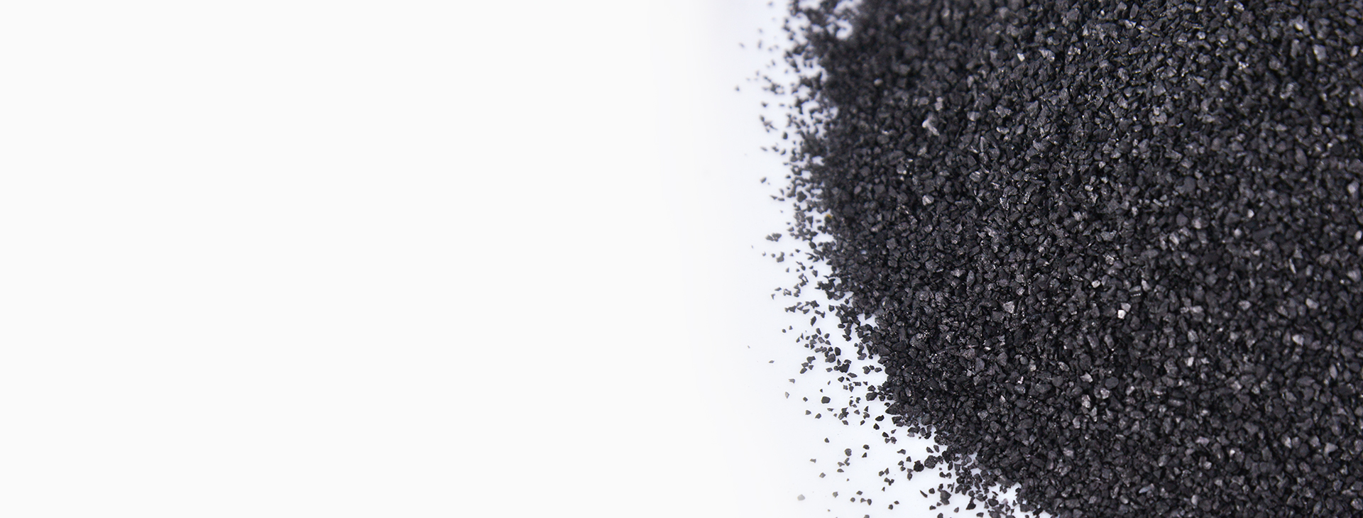 <h4>瑞典JACOBI天然椰殼活性炭<br></h4>
<p>通過NSF/ANSI、AWWA、EN12915-1等權威認證，在去除水體余氯、重金屬、異色異味、有機污染物等方面有著顯著效果。</p>