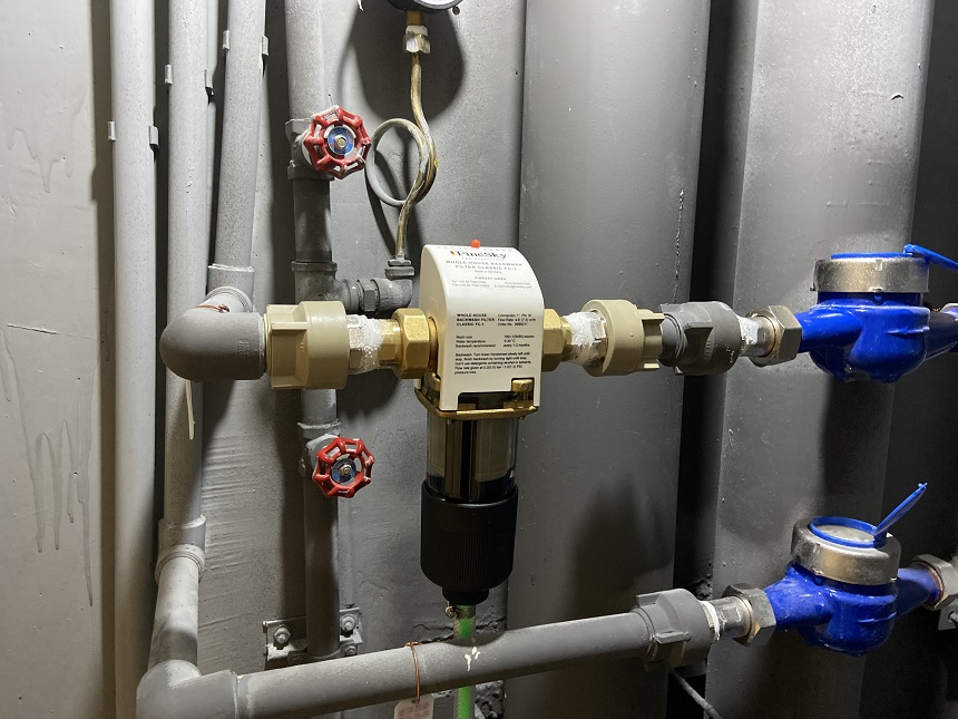 上海徐匯某小區客戶 安裝前置過濾器+超濾凈水器案例(圖2) 微信圖片_2020070813365413.jpg